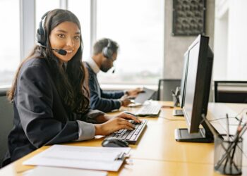 Best customer service outsourcing companies “Factors should you consider”