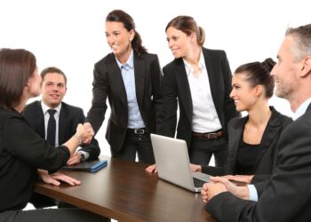 Best customer service outsourcing companies “Factors should you consider”
