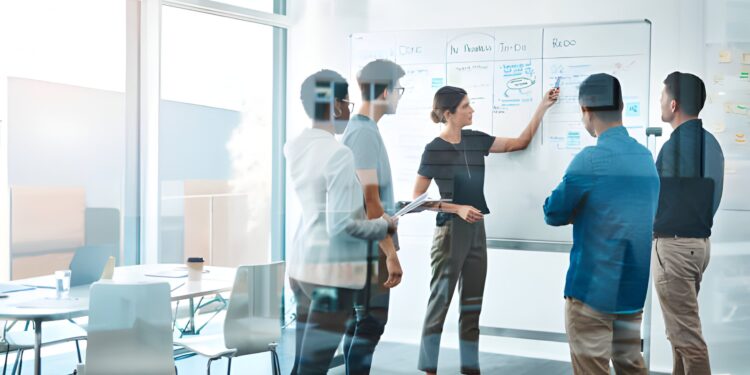 التصميم التعليمي لتحقيق التواصل الفعّال مع البائعين والأطراف الثالثة